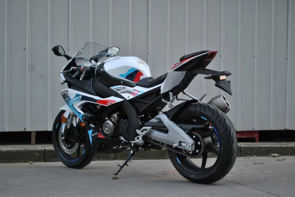 Bmw 400rr 1 год офицальной гарантии