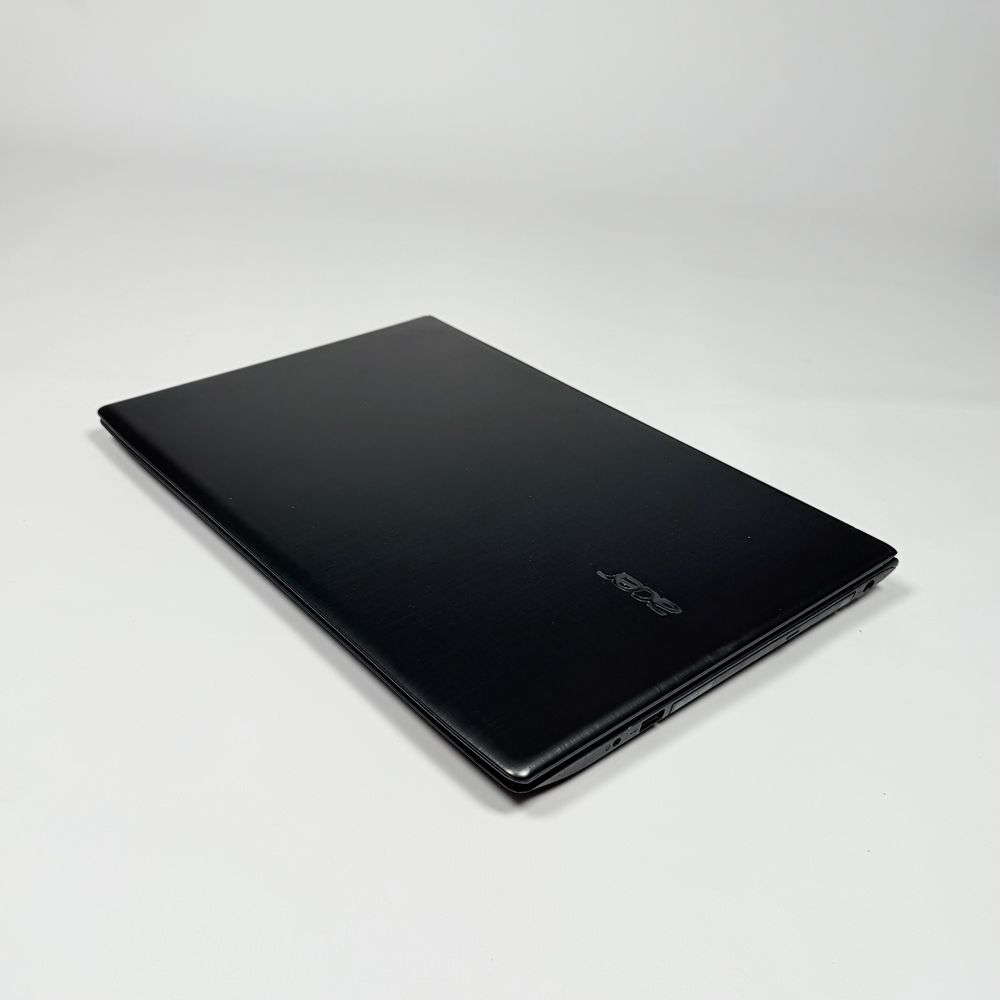 Acer Aspire E5-575G/i5-7200U/NVIDIA GeForce 940MX/8GB DDR4/256GB SSD
