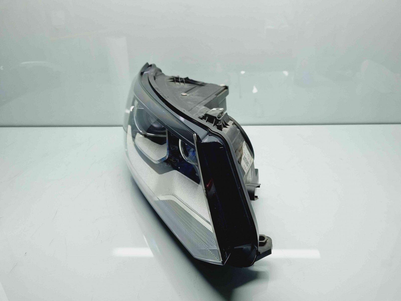 Far dreapta Volkswagen Tiguan Facelift [Fabr 2007-2016] 5N1941752