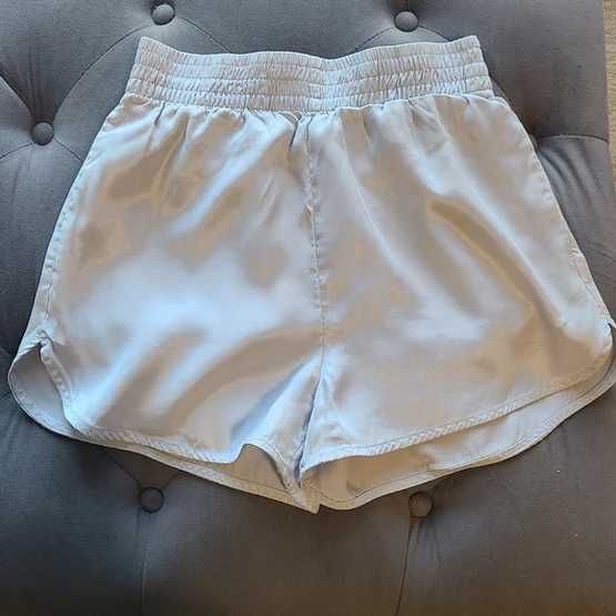 Шорти с джобове H & M