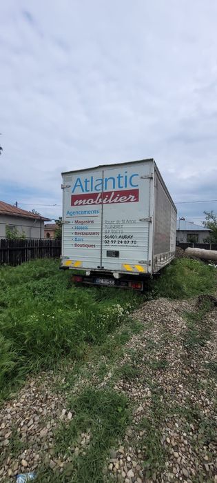 Vând Iveco daily