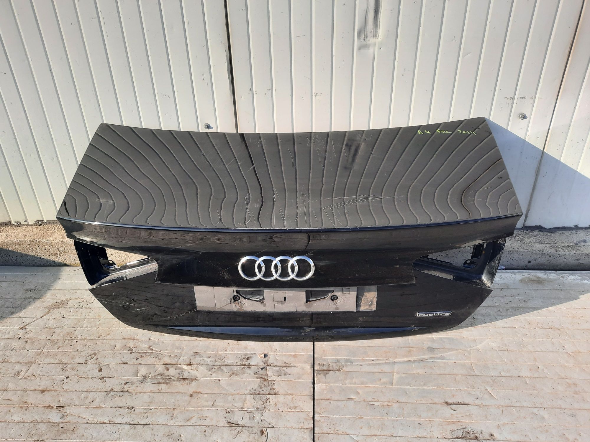 Haion portbagaj bara spate audi a4 b8 facelift 2012 2013 2014