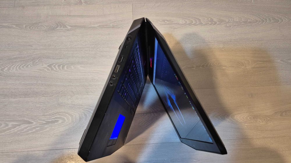 Gaming Alienware 17 R3 i7 16GB 1TB SSD 1TB HDD GTX970m 3GB