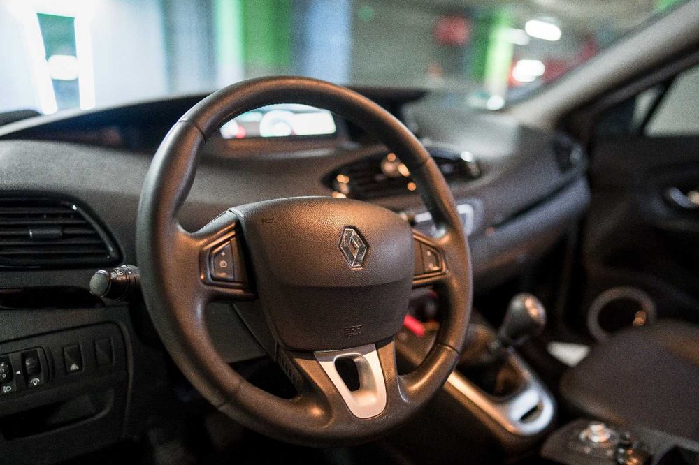 Vand Renault Scenic 2011 19DCI