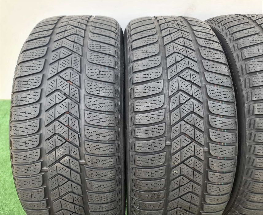 Гуми 225/50/17 PIRELLI Sottozero - зимни