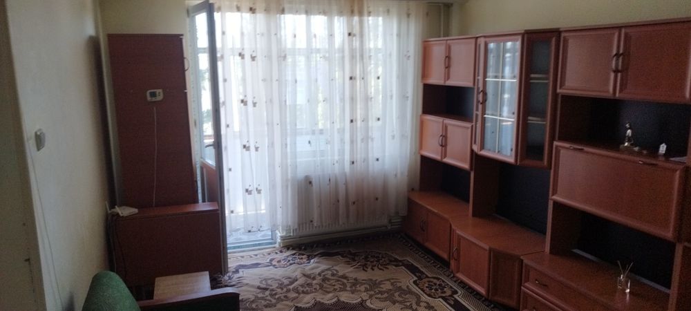 Apartament  2 camere, zonă centrala - Calea București