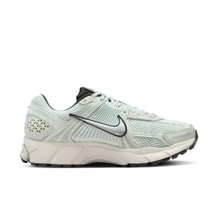 Nike Zoom Vomero 5