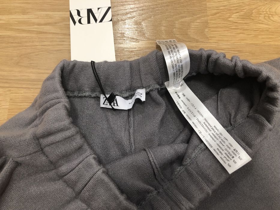 Pantaloni scurti zara cu eticheta S