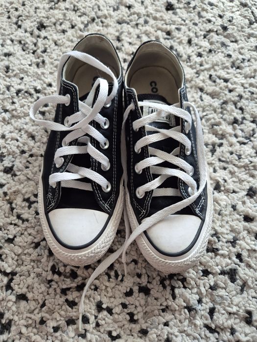 Converse mărimea 36