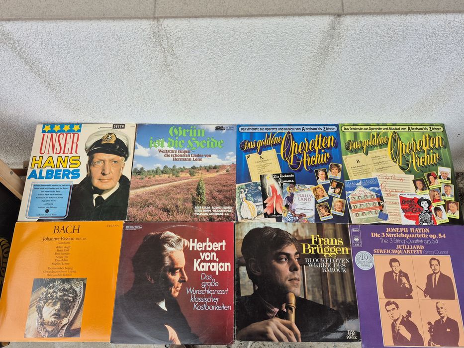 Vând 150LP Discuri Vinil colectie muzica clasica compozitori celebrii