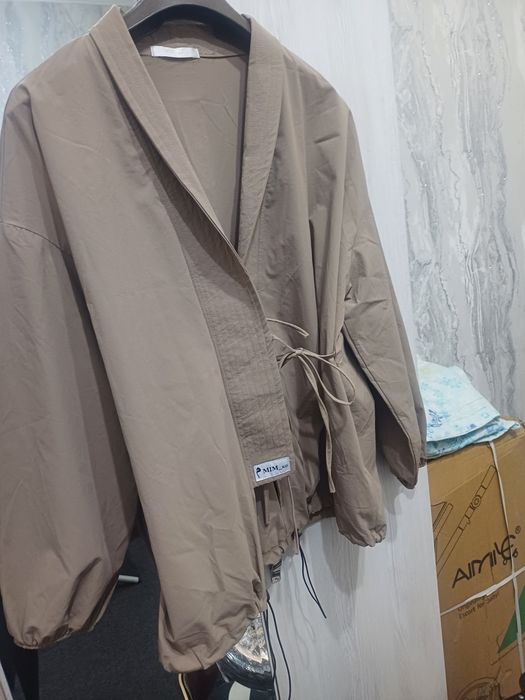 Продаётся весенний и осенью лёгкая кардиган