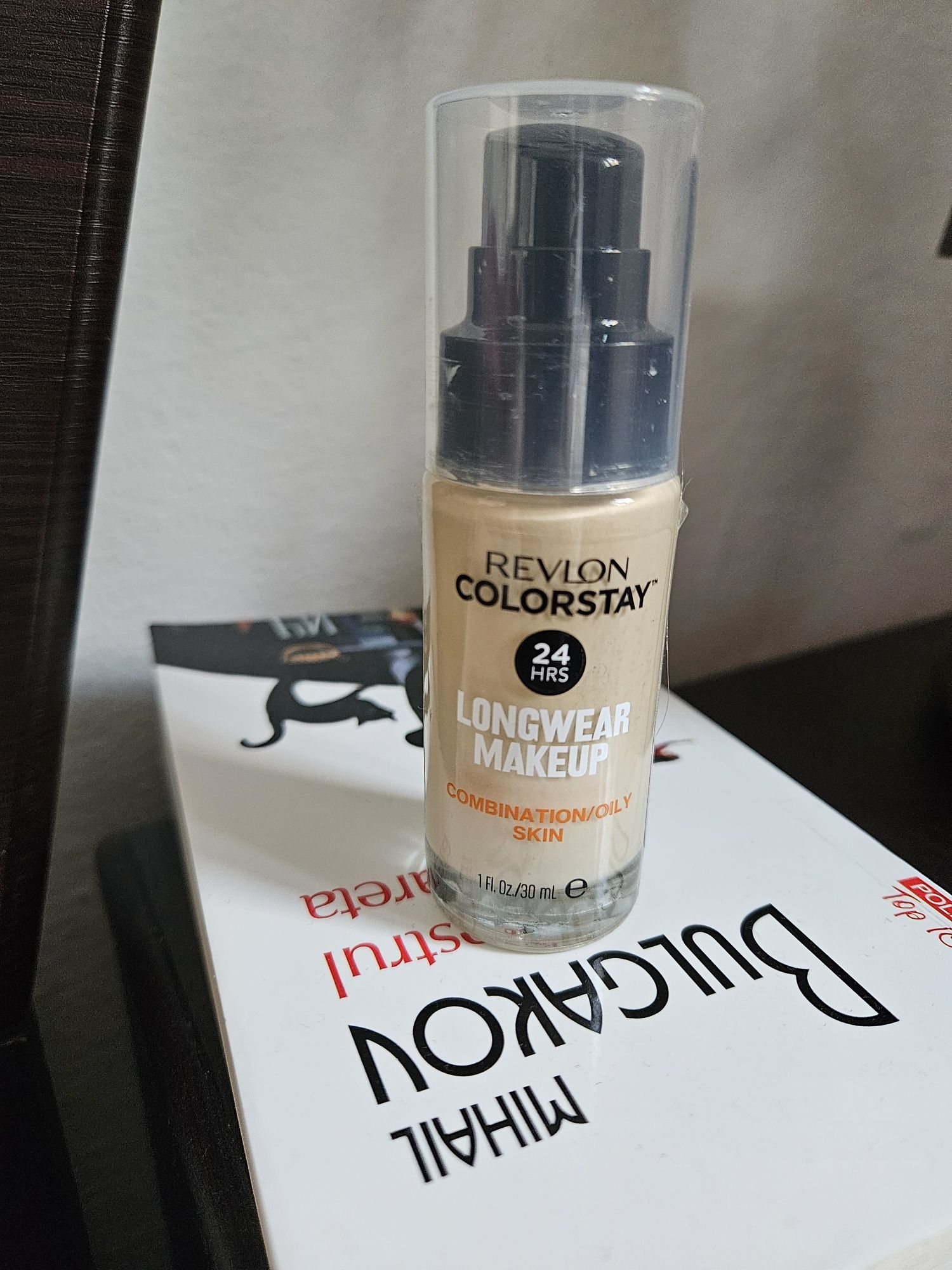 Fond de ten revlon  colorstay ten combinat/gras/normal