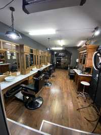 Ruben’s Barbershop cauta colegi frizeri/barbieri