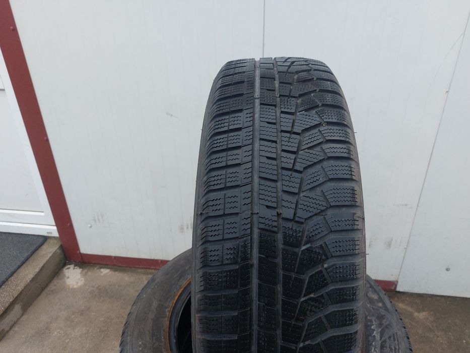 125 lei bucata! Set anvelope M+S/IARNA 215 65 17 Hankook
