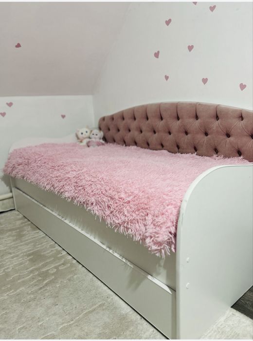 Детская кровать 180×90, велюр, с ящиком - как новая!