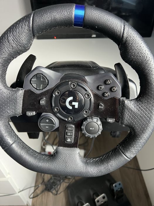 Плейстейшън 5 слим