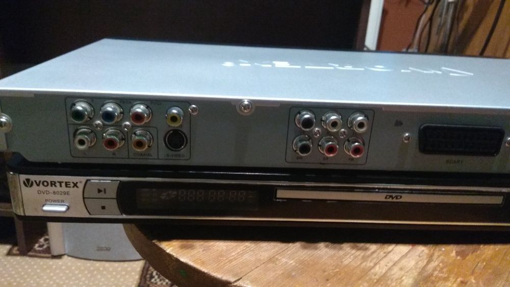Boxe Creativ T2900, DVD VORTEX