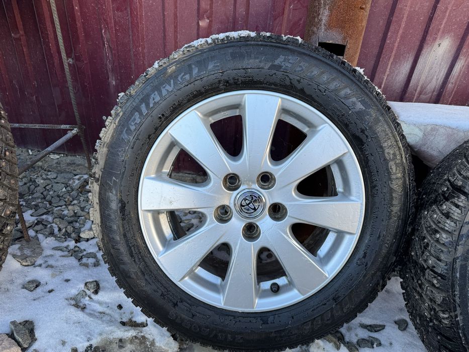 Диски с резиной от камри 40 европеец