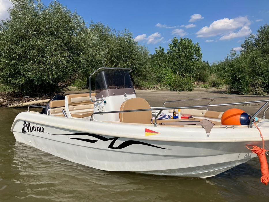 Vând barca GABRY 550