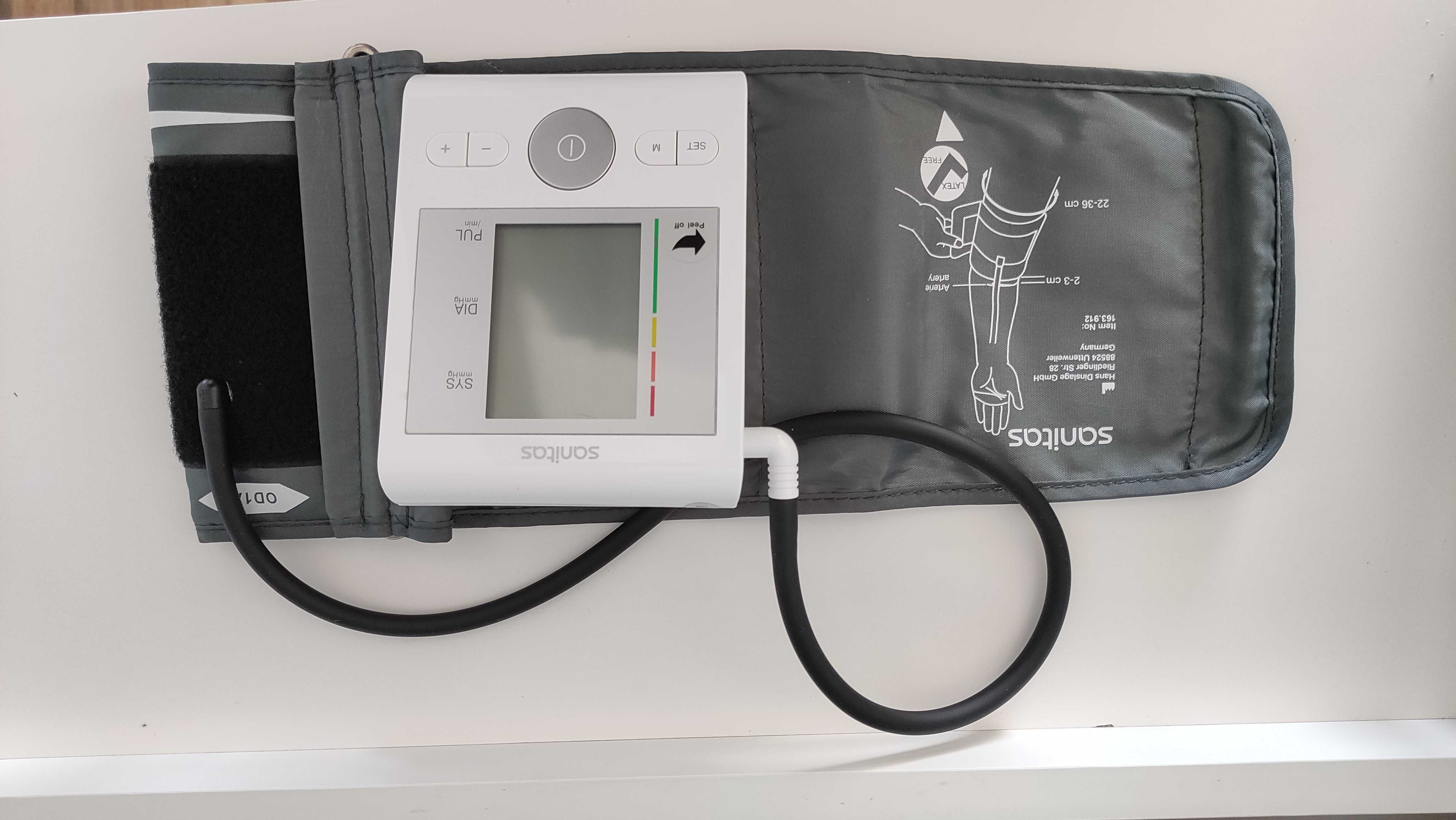 (2 бр.) апарата за кръвно налягане, LCD Дисплей, на цената на един
