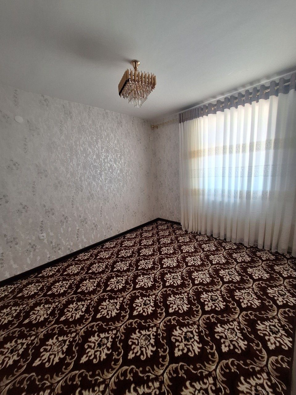 Уй ижарага берилади