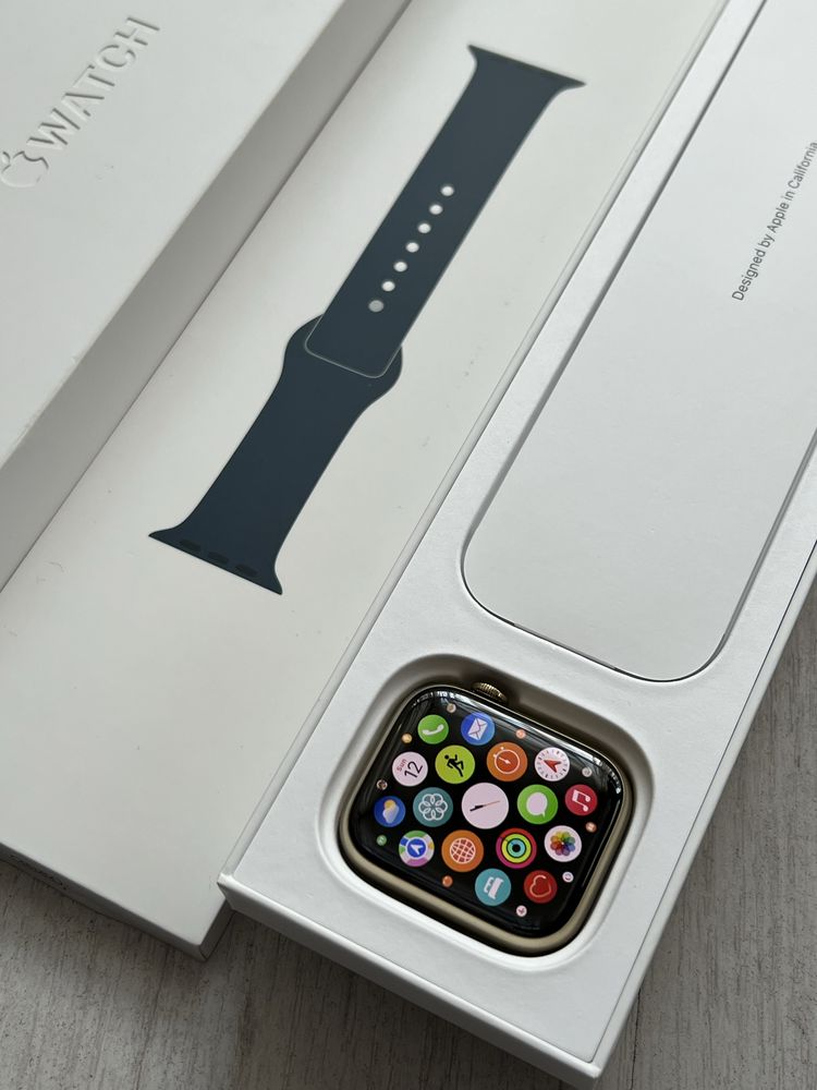 НОВ! Apple Watch 7 45mm LTE Gold / Като НОВ!