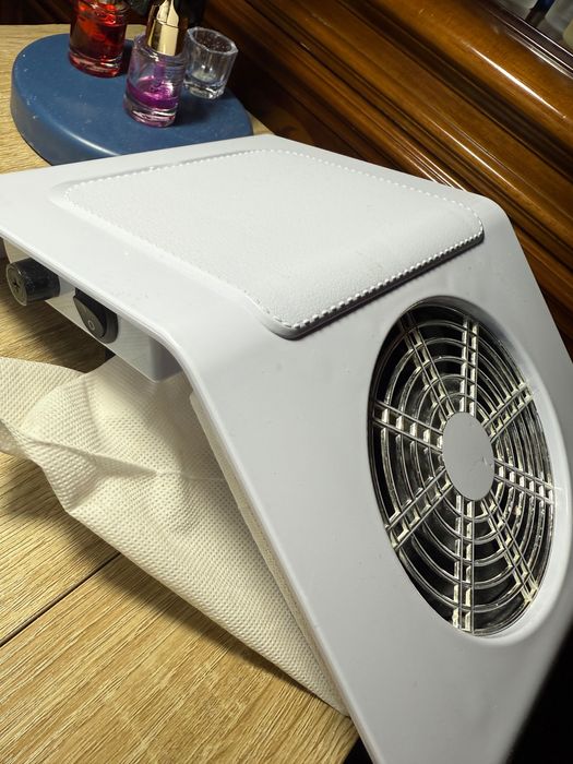 aspirator unghii sensopro 40W