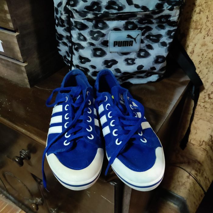 Volkswagen столче за кола,Adidas платненки
