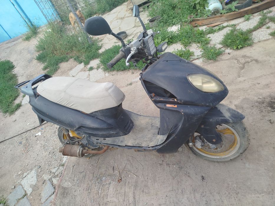 Мопед  скутер 150куб на ходу