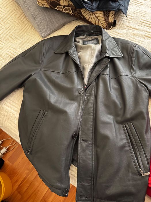 Продавам кажено яке естествена кожа