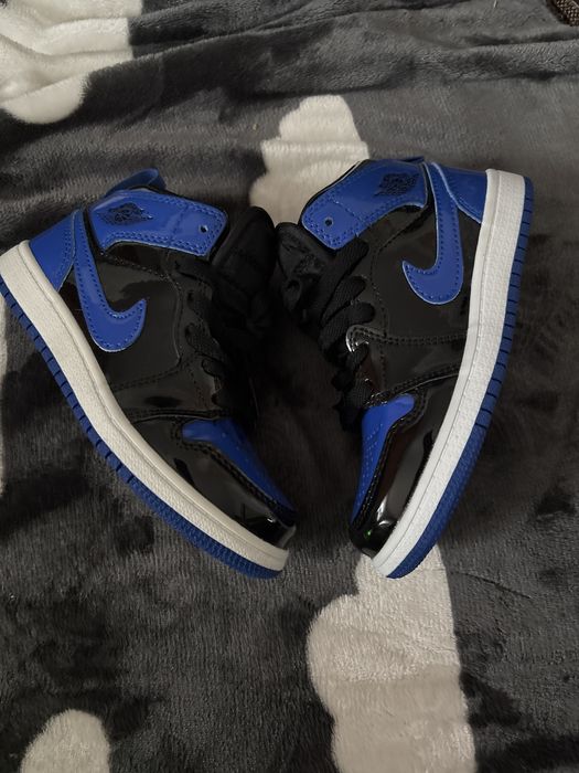 Vand papuci air jordan 1 mid