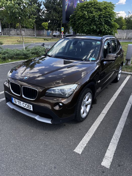 BMW X1  s drive 143cp maro