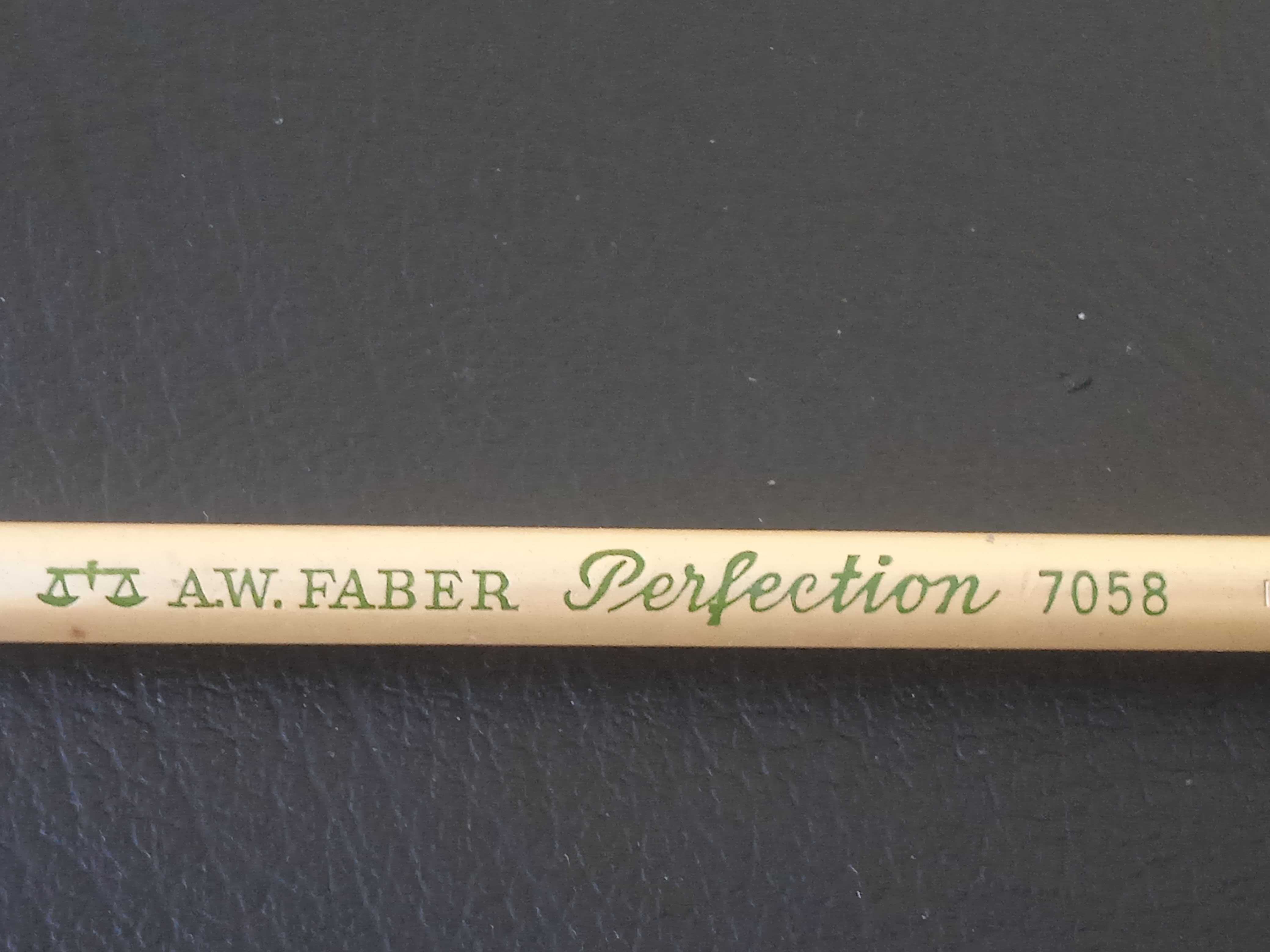 Гума Молив с Четка Perfection by FABER CASTELL