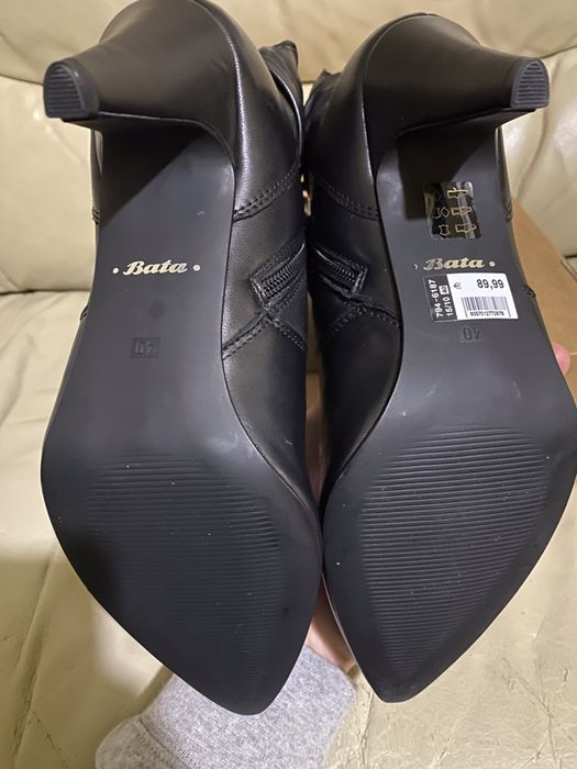 Bata дамски боти естествена кожа