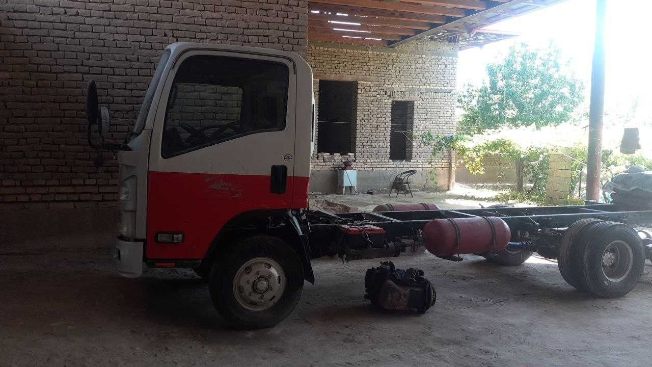 Isuzu sotiladi kelishamiz
