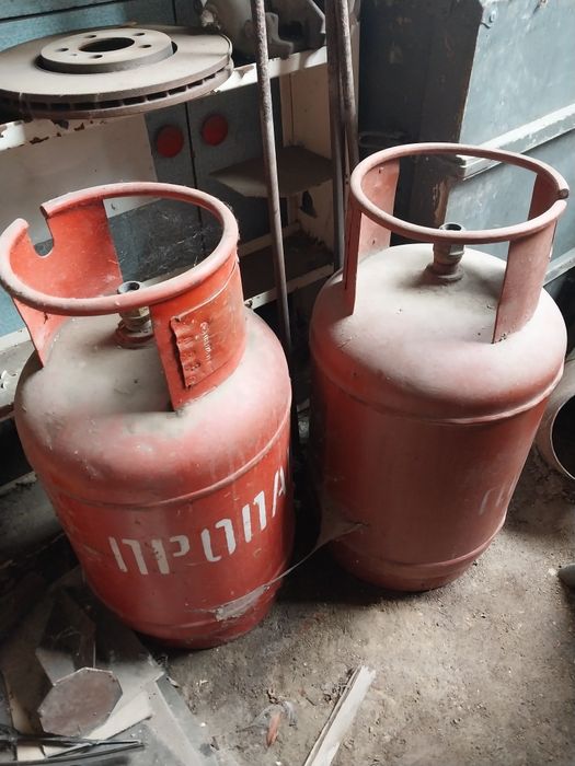 Продам газовые балоны.