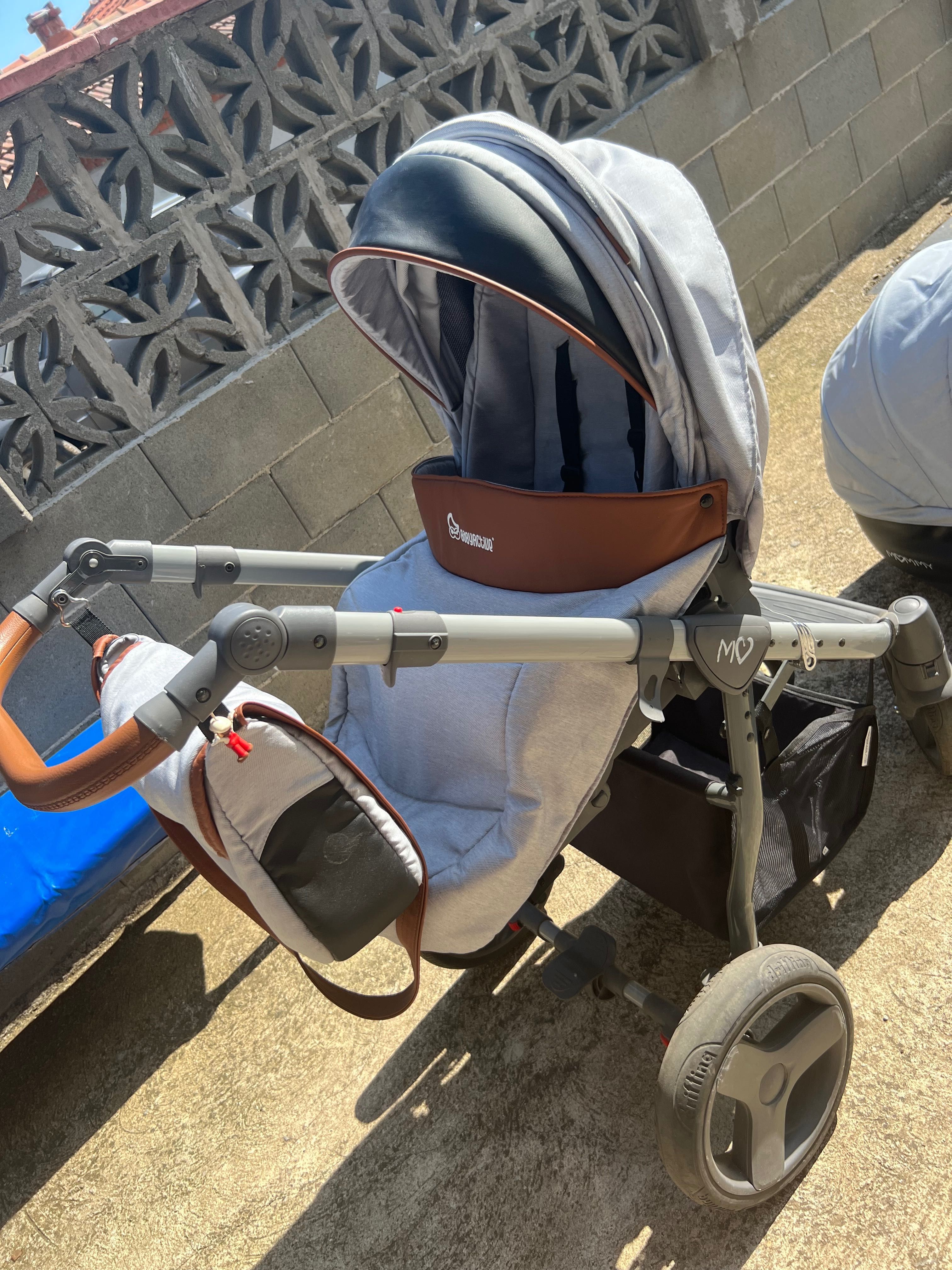 Продавам количка 3в1 babyactiv mommy