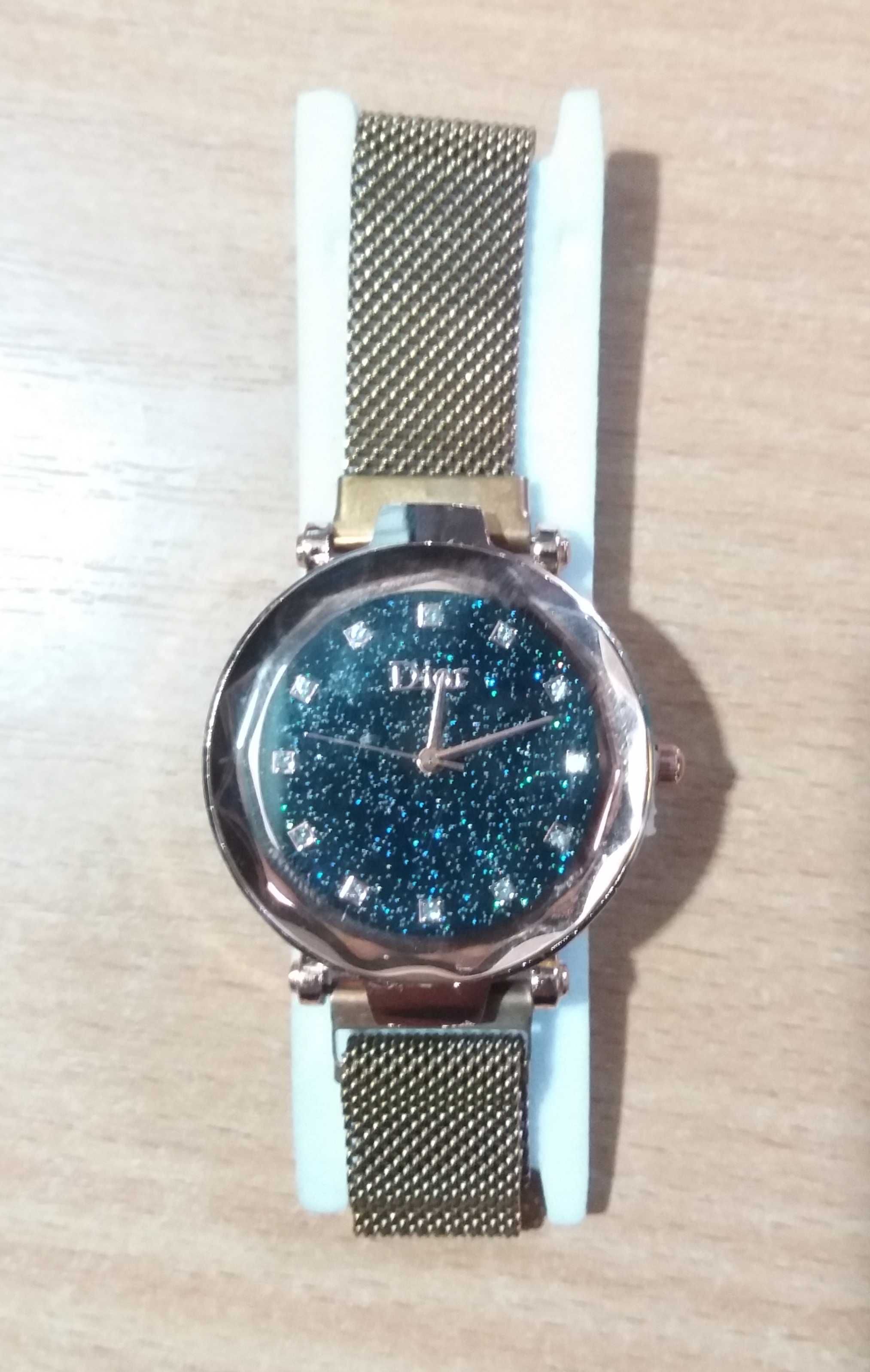 Часы  женские Starry Sky Watch на магнитном ремешке