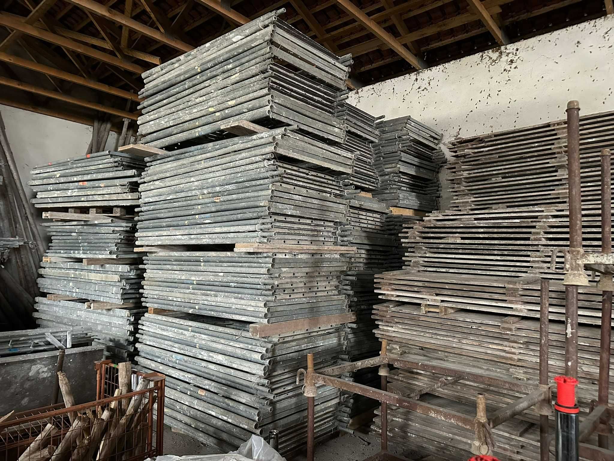 Schela constructii metal 1500 mp