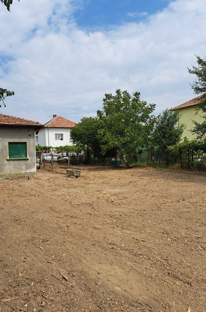 Продава се Къща в с. Ясен, Област Плевен - 60 кв.м за 1500 €/кв.м - Снимка #2