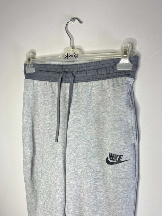 Nike Sportswear AV15 Pants Дамско Долнище
