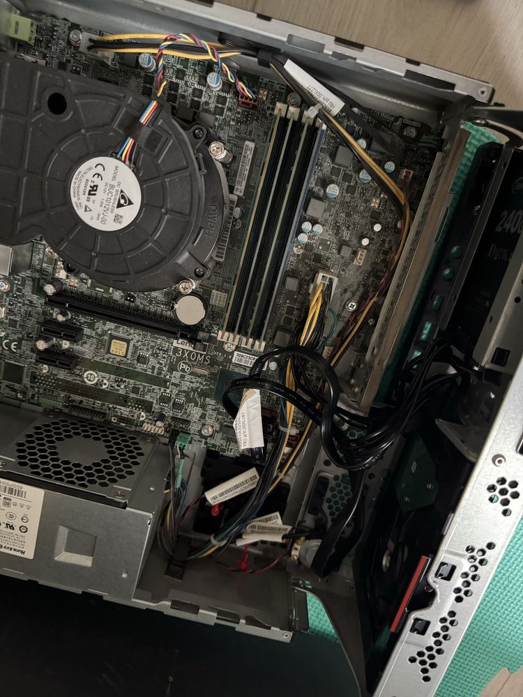 Lenovo M720s SFF PC настолен мини компютър