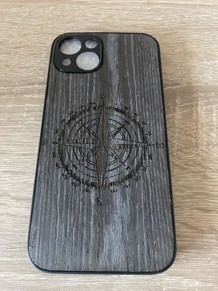 Кейс iPhone 13