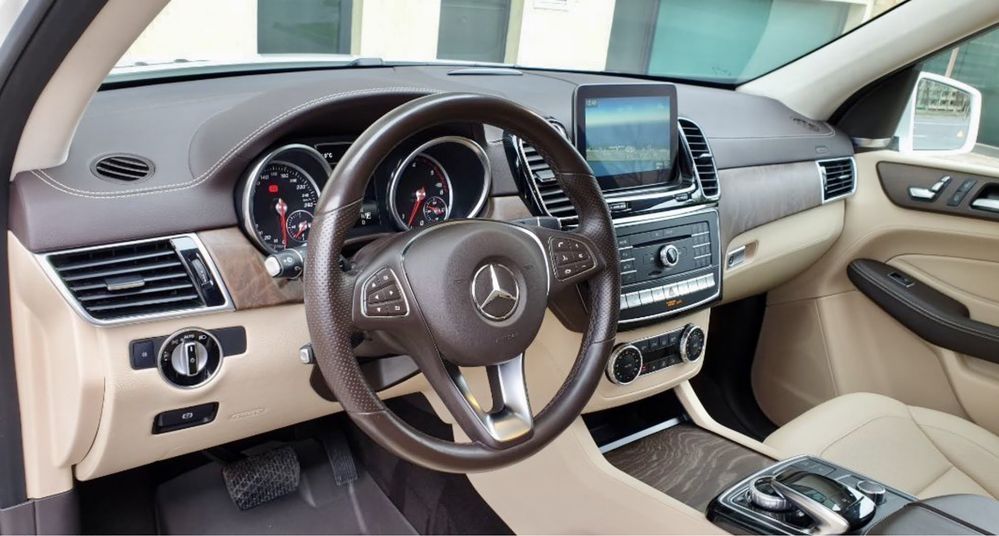 GLE 350 D 4 Matic 258 cp 9G-tronic Packet AMG