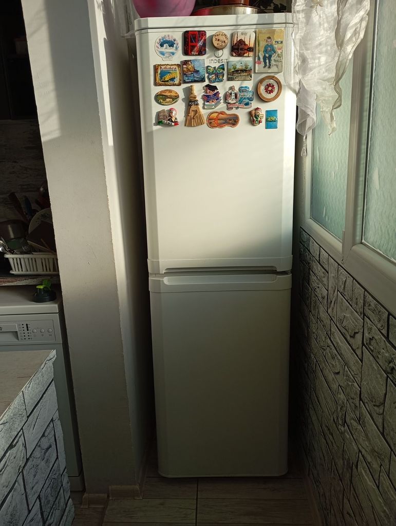 Продава се Тристаен апартамент в Ямбол, Златен рог - 78 кв.м за 1154 €/кв.м - Снимка #11