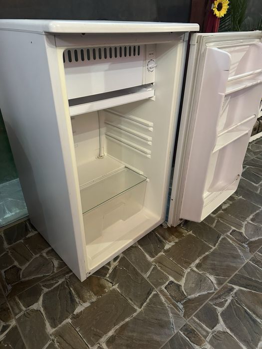 Хладилник Neo 90 литра