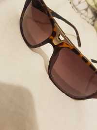 Sunglasses/Ochelari de soare universali Guess