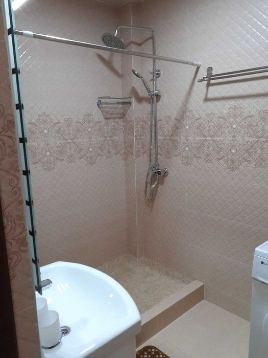 Новострой 2-х комнатная ремонт евро) ул. Шота Руставели ID: 4002