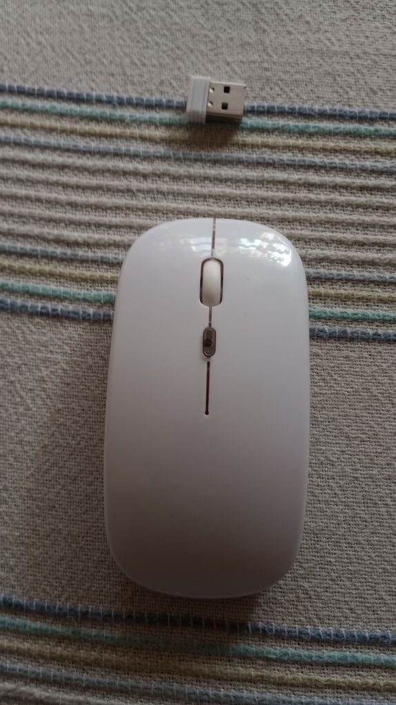Mouse wireless 2,4 G Reincarcabil Nou