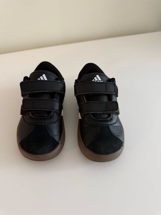 Детски спортни обувки Adidas